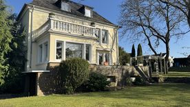 "Architektonisches Meisterwerk- Die perfekte Villa!"